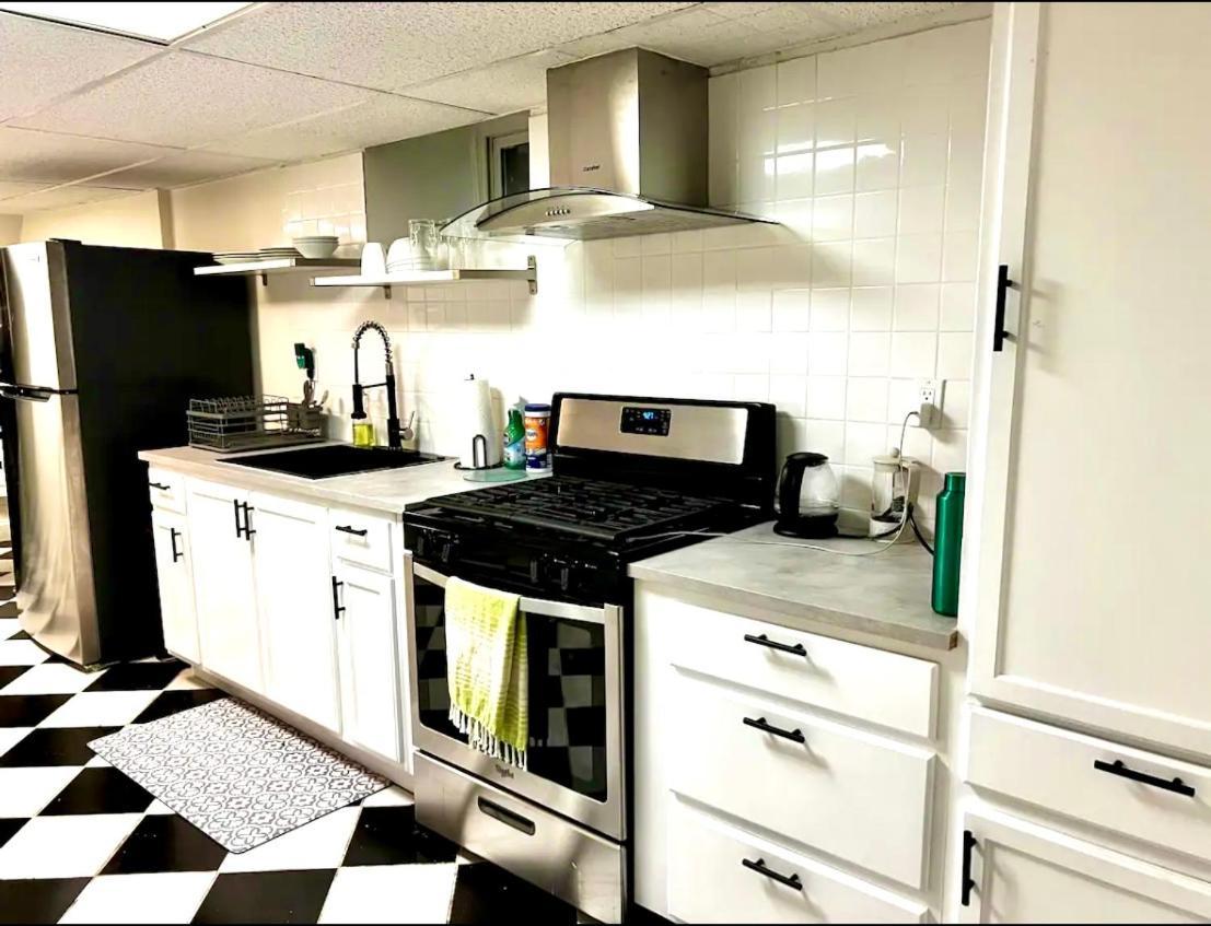 5-A Diamond In Yonkers Apartment Exterior photo